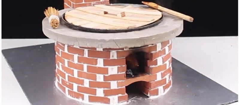 Children's toy bricks